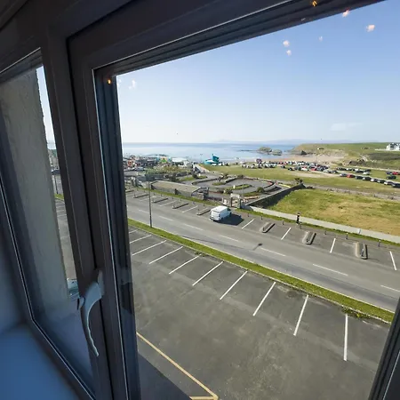 Luxury 2-bedroom Overlooking The アパート