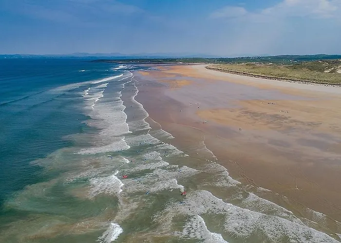 Luxury 2-bedroom Overlooking The Apartmán *