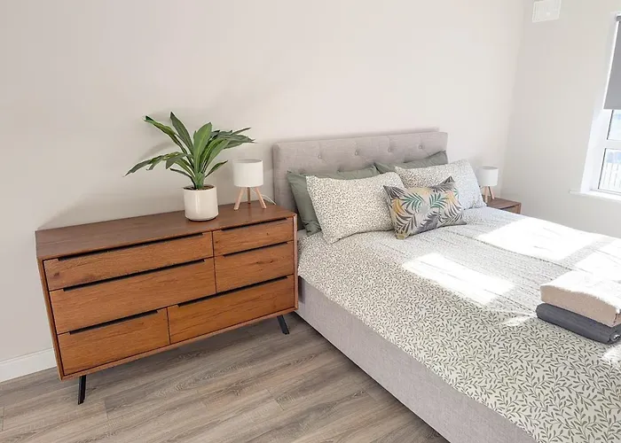 Luxury 2-bedroom Overlooking The Apartmán