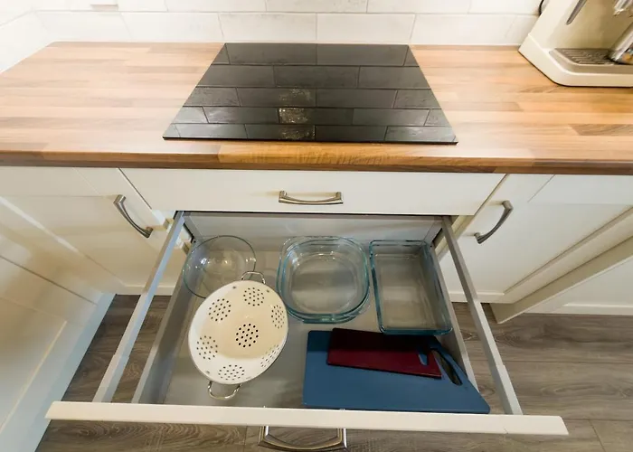 Luxury 2-bedroom Overlooking The Apartmán *