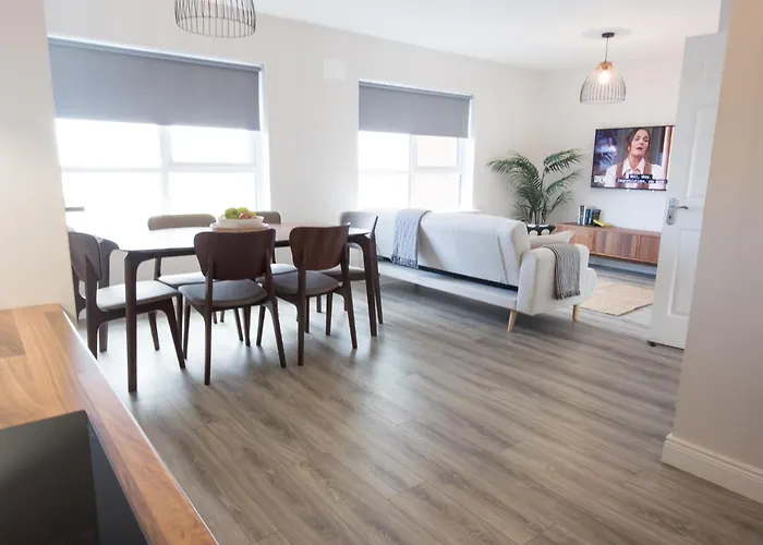 Luxury 2-bedroom Overlooking The バンドラン